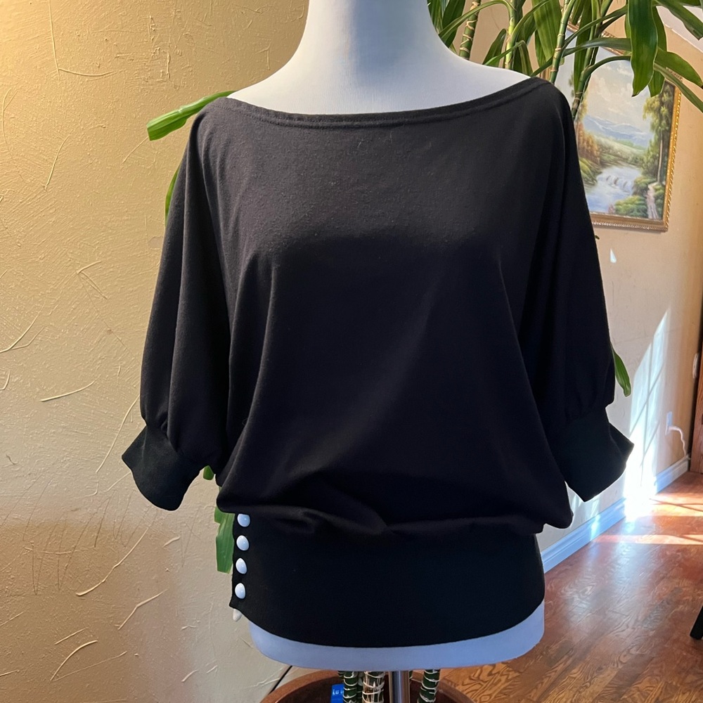 R. J Story Top